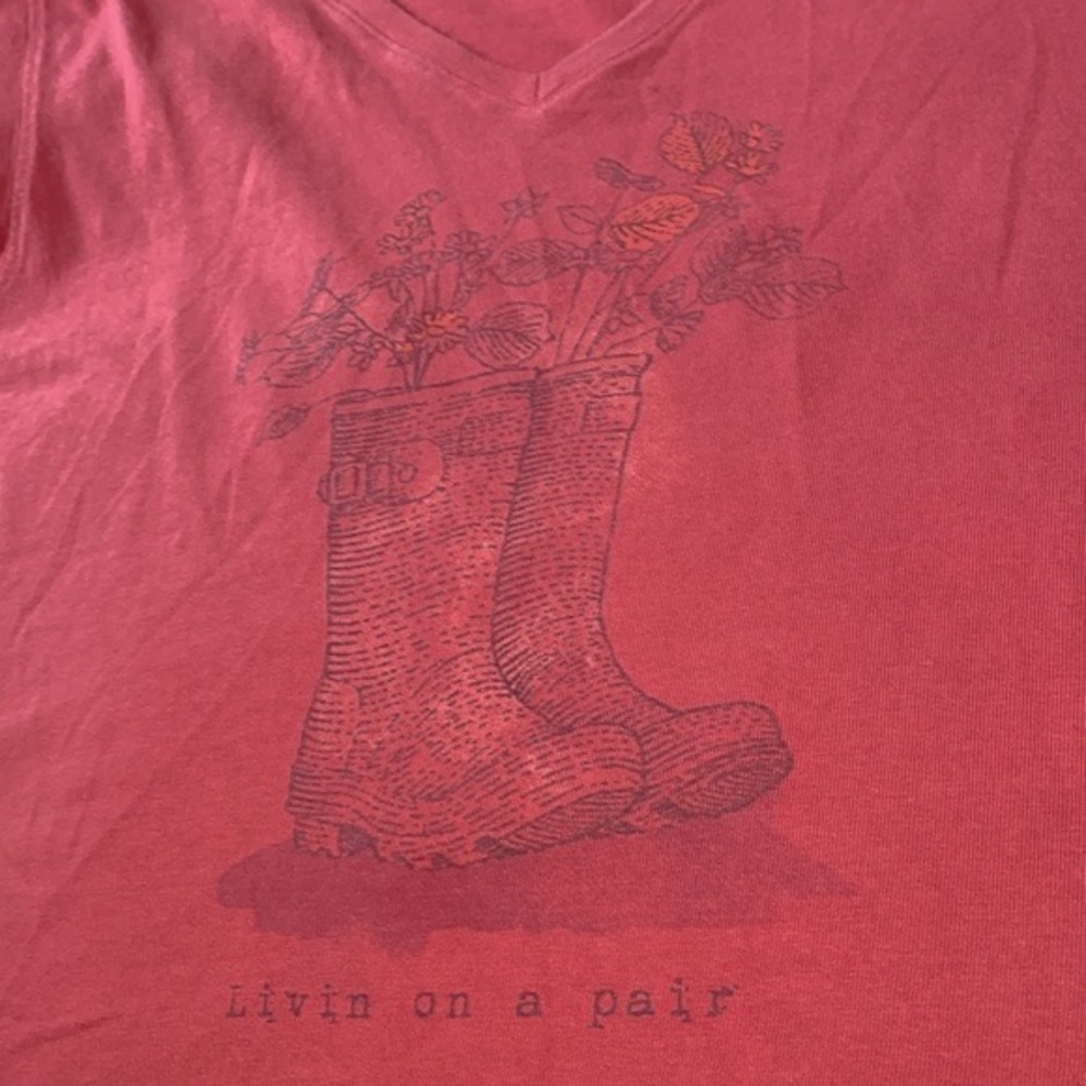 Life is Good T-shirt size small living on a pair rain boots print - Picture 3 of 6